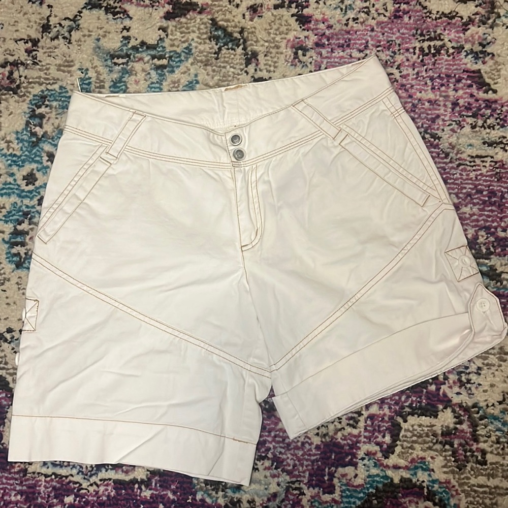 Athleta Adjustable Hem Shorts EUC 6